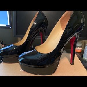 Size 37 patent leather Louboutin heels